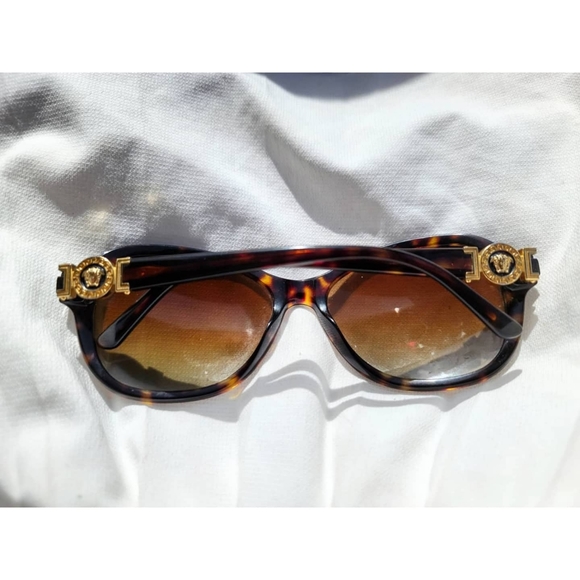 Vintage Versace Medusa Sunglasses Authentic - Picture 3 of 6